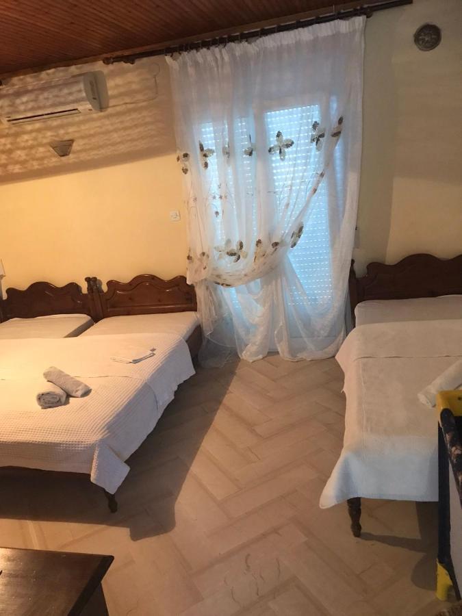 Angela - Zoi Rooms Skiathos Chora Extérieur photo