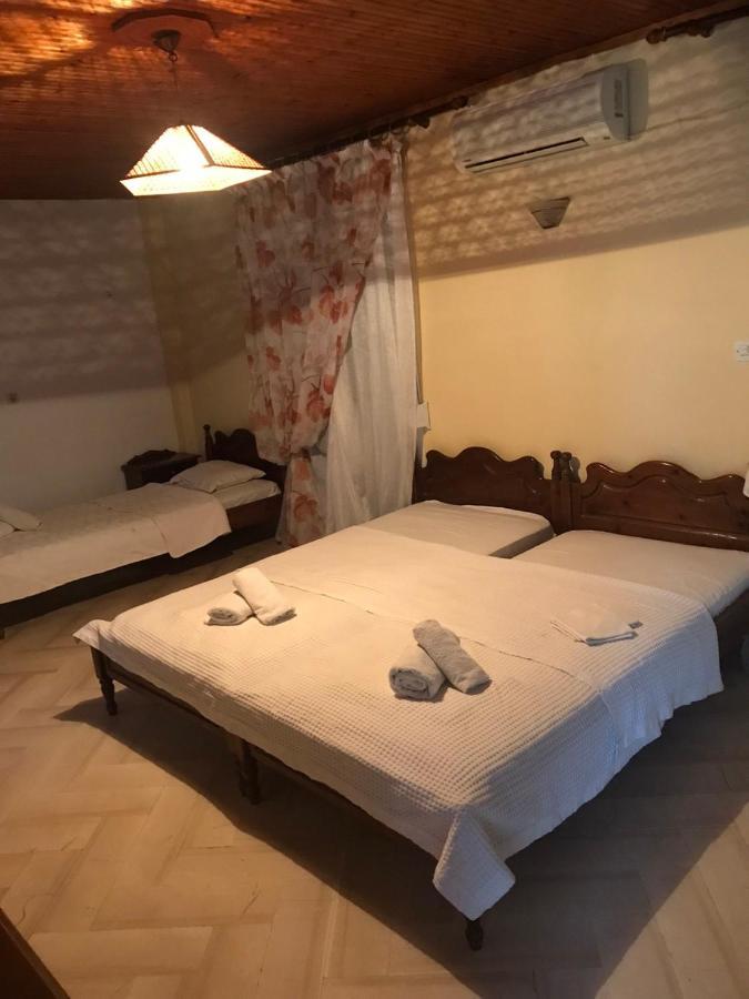 Angela - Zoi Rooms Skiathos Chora Extérieur photo