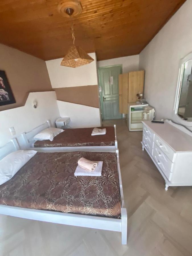 Angela - Zoi Rooms Skiathos Chora Extérieur photo